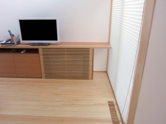 木組みの家「高円寺の家」暖房器具