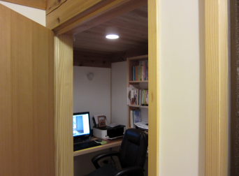 木組みの家「高円寺の家」書斎