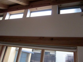 木組みの家「高円寺の家」ハイサイドライト
