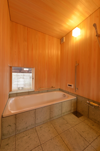 木組みの家「高円寺の家」浴室天井目地