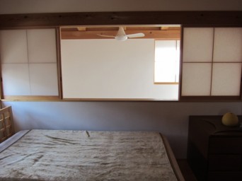 140403「木組の家に住んで」寝室