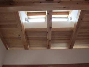 140403「木組の家に住んで」越屋根